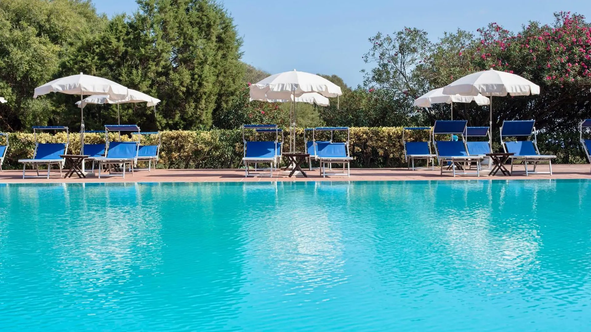 Ecovillage With Swimming-Pool Surrounded By Greenery, Apartments With Air Conditioning And Outdoor Private Area Teulada Italy